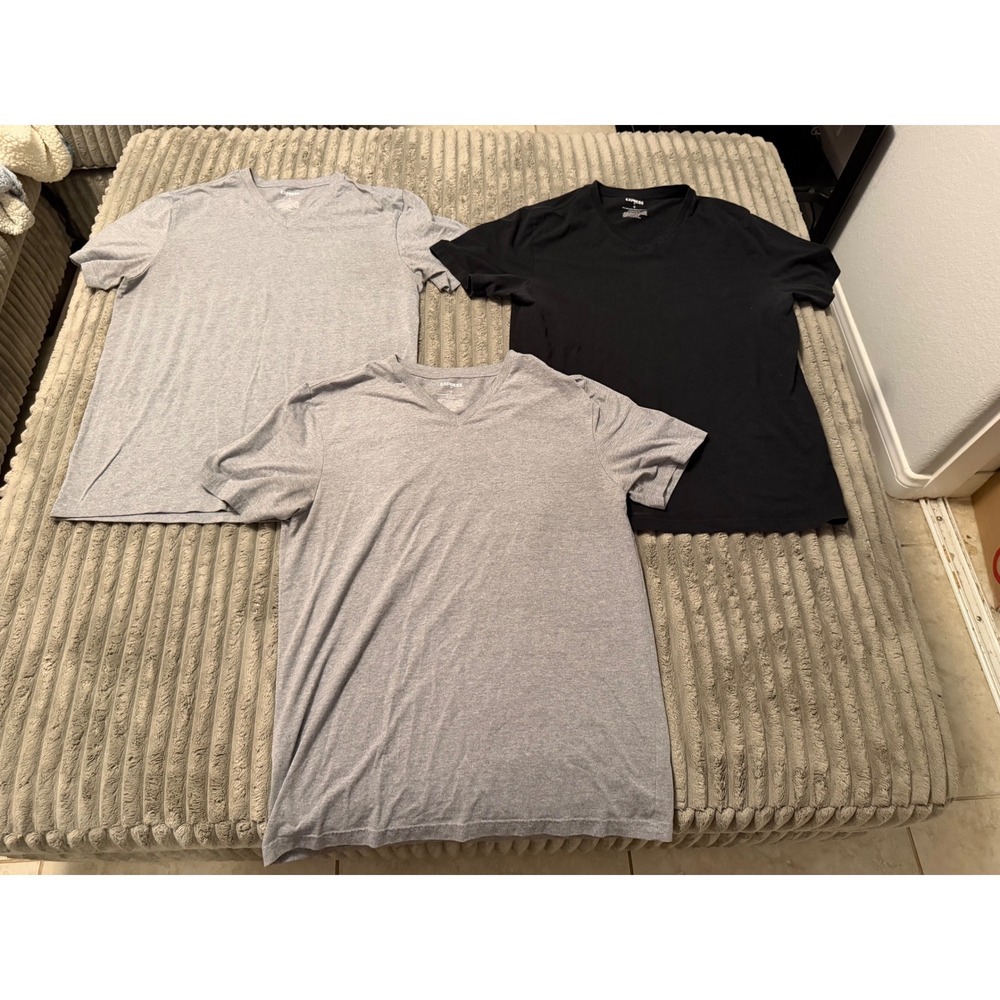 Express Mens V-Neck T-Shirt Bundle 3 Pack Gray Black Short Sleeve Size Large